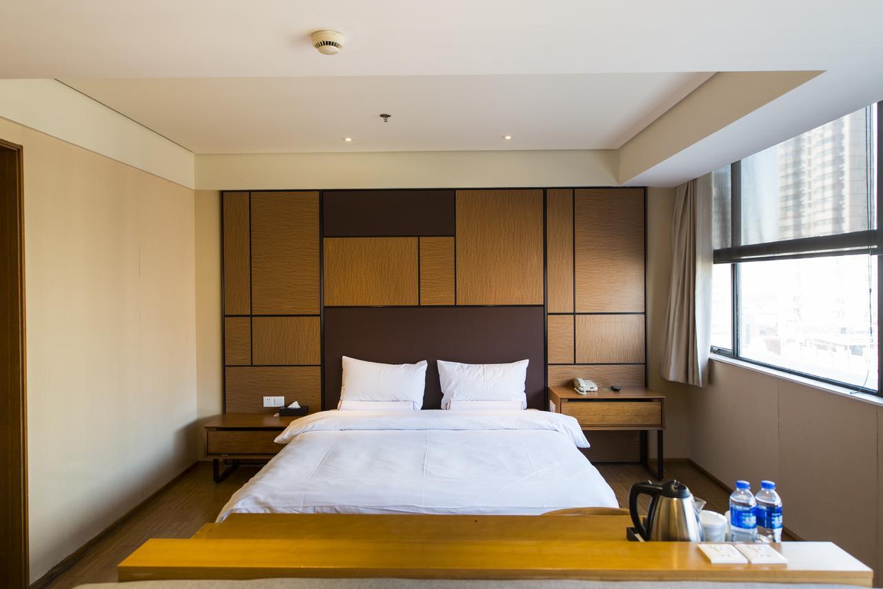Ji Hotel Shanghai Jiangqiao Wanda Plaza מראה חיצוני תמונה